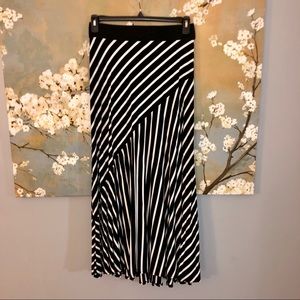 Peter Nygard Striped Skirt